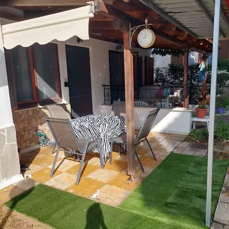 Apartman Paralia - Ofrínio